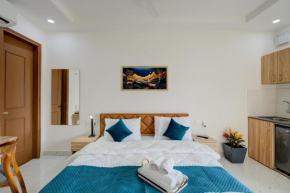 The Lodgers Studio Apartment Near Mall FiftyOne Gurugram